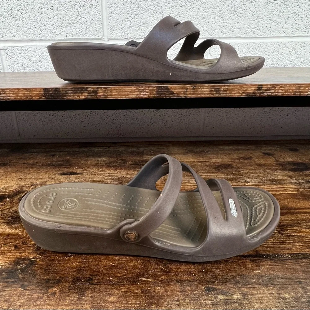 Crocs Patricia Wedge Sandals‎ Brown Rubber Slip On Casual women's 10